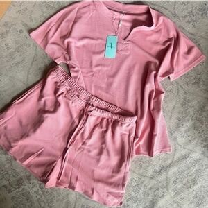 Lounge Wear Set,Matching Top And Short,Comfortable, Cozy, Matching Pink Size Lg